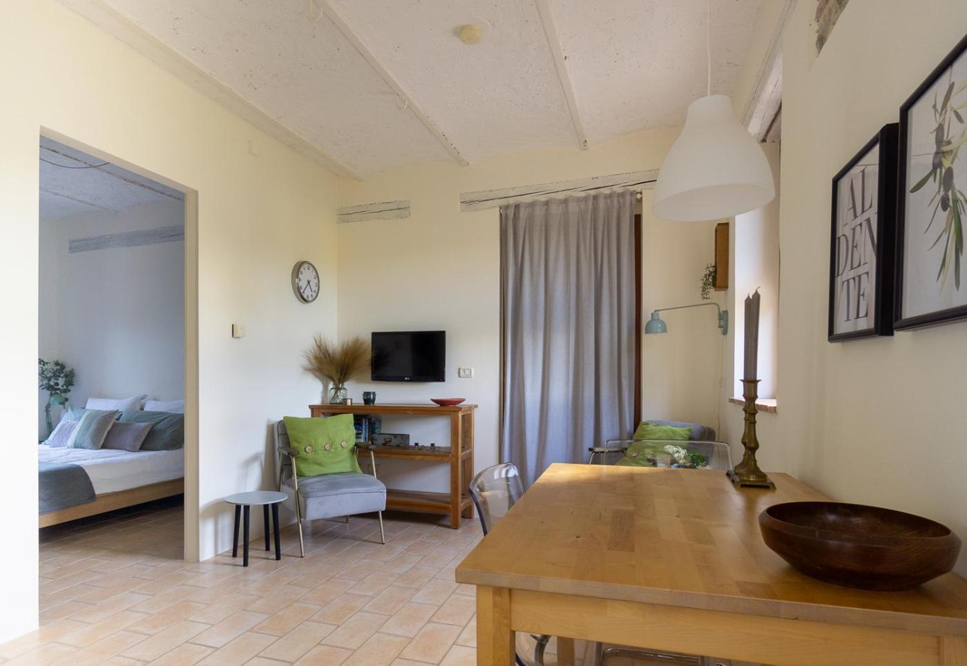 Rosa Nel Pozzo Apartments And B&B San Pietro  Exterior foto